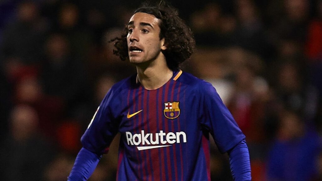 Cucurella Wraca do Barcelony!
