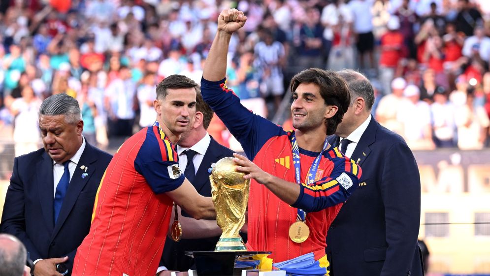 Ferran Wraca Jako Bohater. Barça już Liczy, Ile to Będzie Kosztować