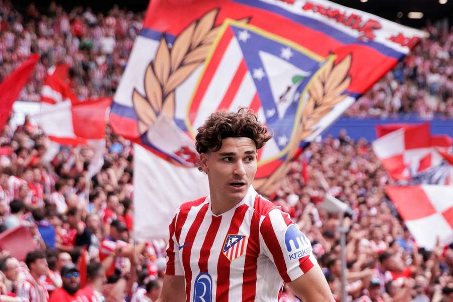 Barcelona Dream of Álvarez. the Only Problem Is They Still Have to Wake Up.