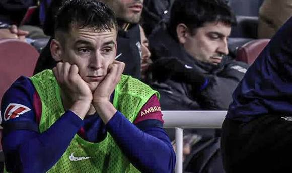 Casadó Chce Zostać. Barça Musi Zdecydować, czy Go Chce