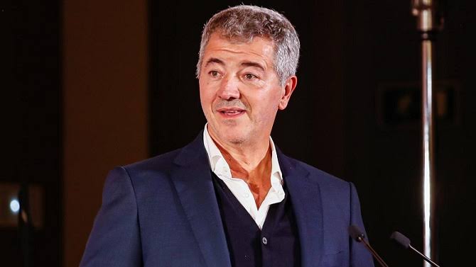Gil Marín: Laporta Gra pod Media, Kibiców i Swój Prywatny Cyrk