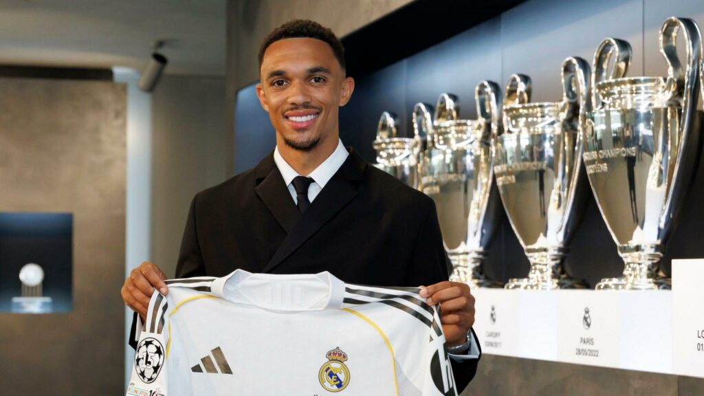 No stage, no crowds and no press conferences. Real Madrid change their unveiling plans