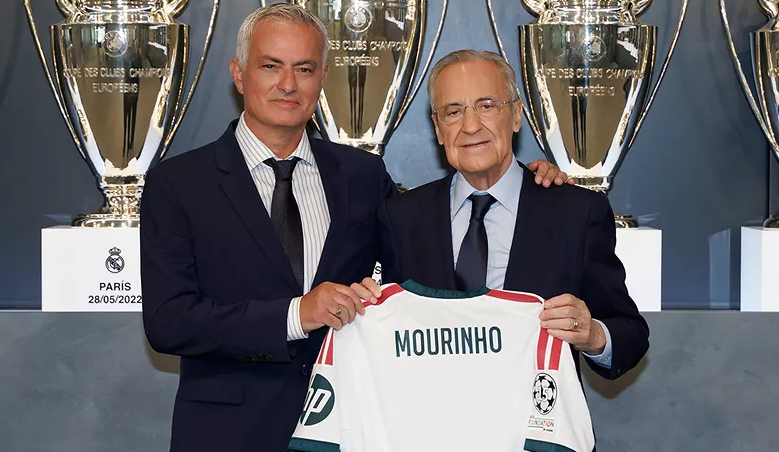 Mourinho Formally Unveiled: “i’M One of You. I Always Have Been”
