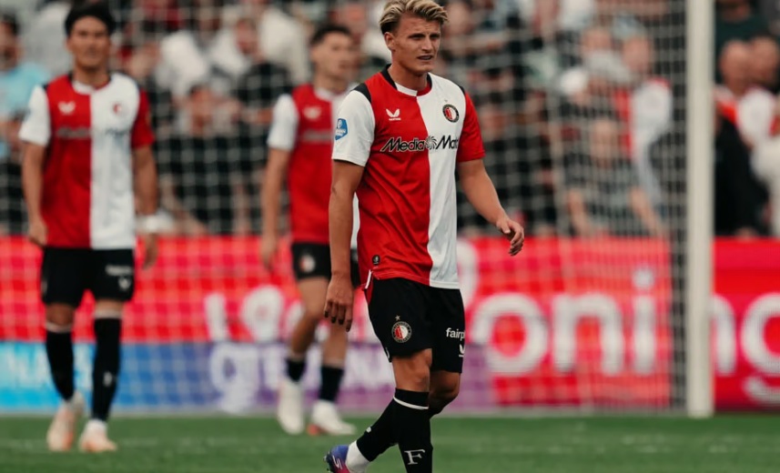 Feyenoord rescue a draw against ADO ten days before facing Barcelona