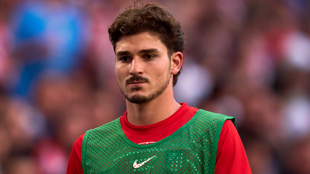 Álvarez misses second training session as Simeone reportedly accepts sale