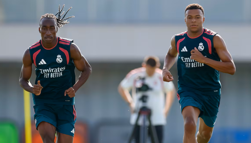 Real Madrid are preparing a €590m poker. Mourinho finally has everyone