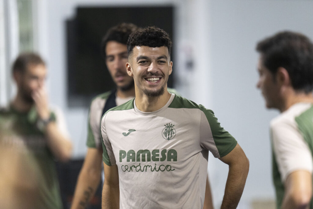 Mikautadze Gives Barça the Green Light as Plan B Takes Shape