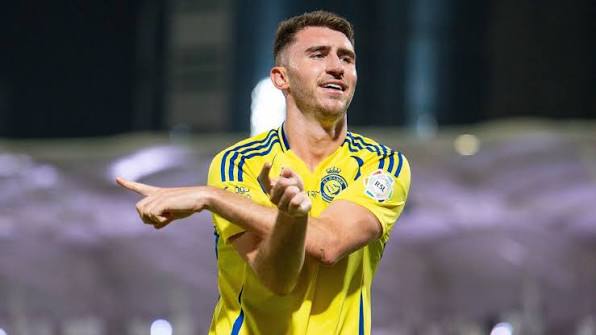 Real Wchodzi do Gry o Laporte