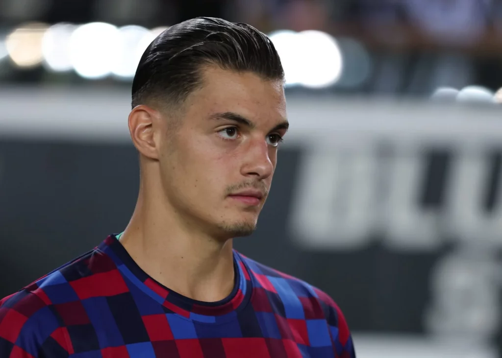 Barça cash in on La Masia again. Yaakobishvili already out of training