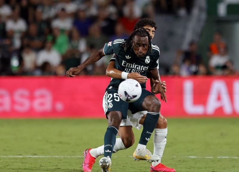 Diomande lights up the wing as Mbappé reaches another historic mark