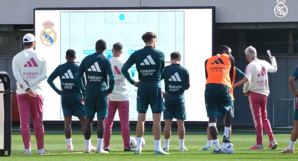 Real Madrid take tactics to the big screen as Mourinho modernises training