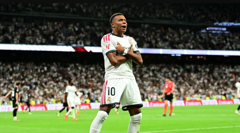 Atlético vs Real Madrid: derby day brings Mourinho’s first major league test
