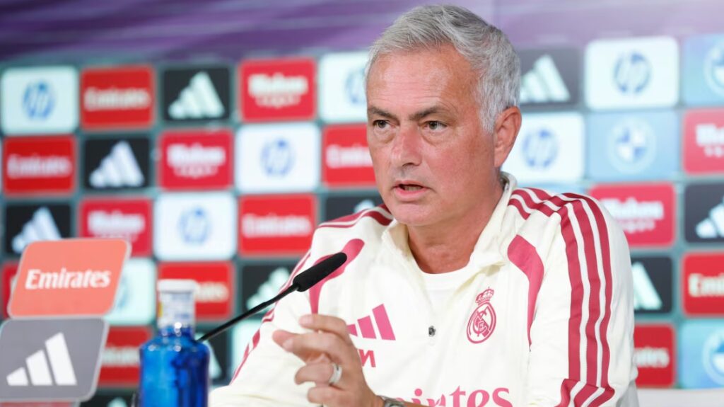 Mourinho draws the line with Asencio: “You represent Real Madrid 24 hours a day”
