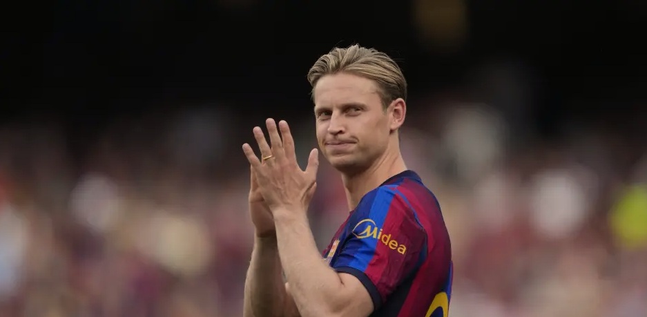 De Jong targets October return as Barcelona wait for his knee to respond
