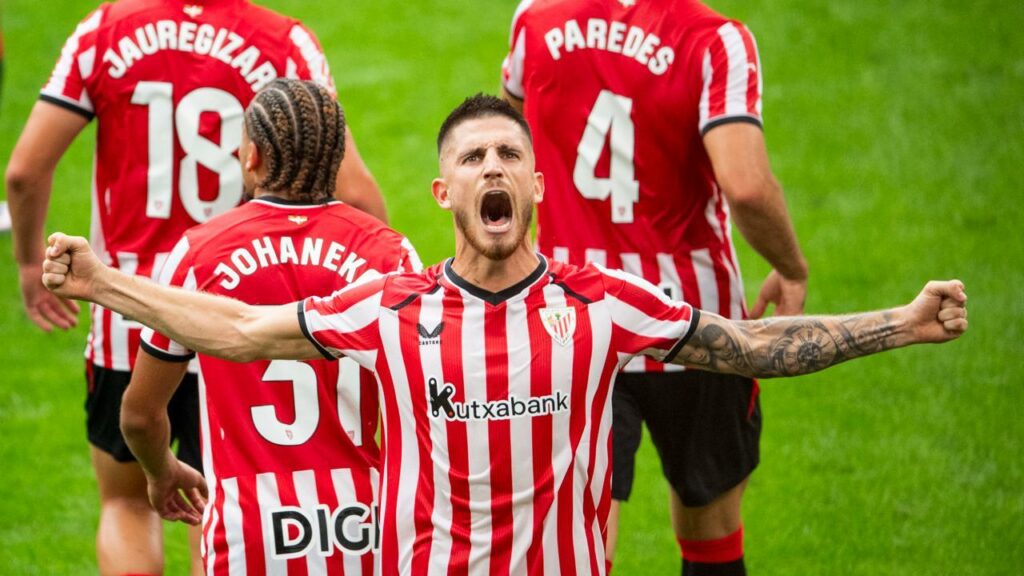 Atlético crushed in Bilbao as Real Madrid stay ahead of their city rivals