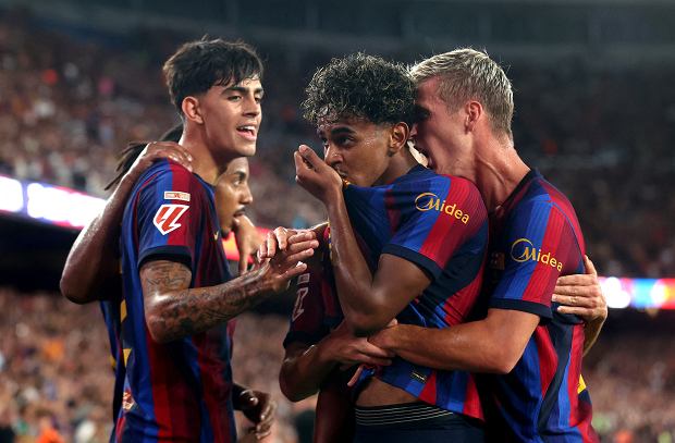 Barcelona open their Champions League campaign against Feyenoord
